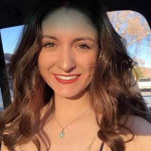 Meet your Posher, Lily